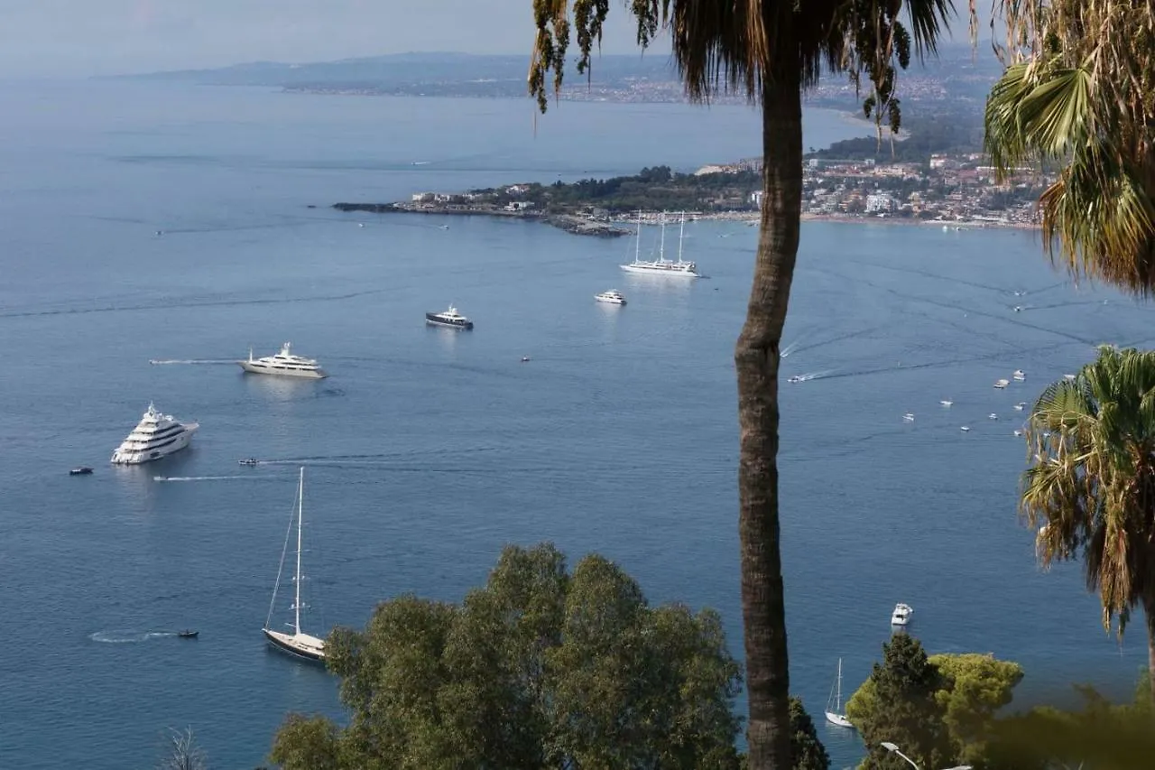 Appartamento Vicolo A Mare, Mazzeo