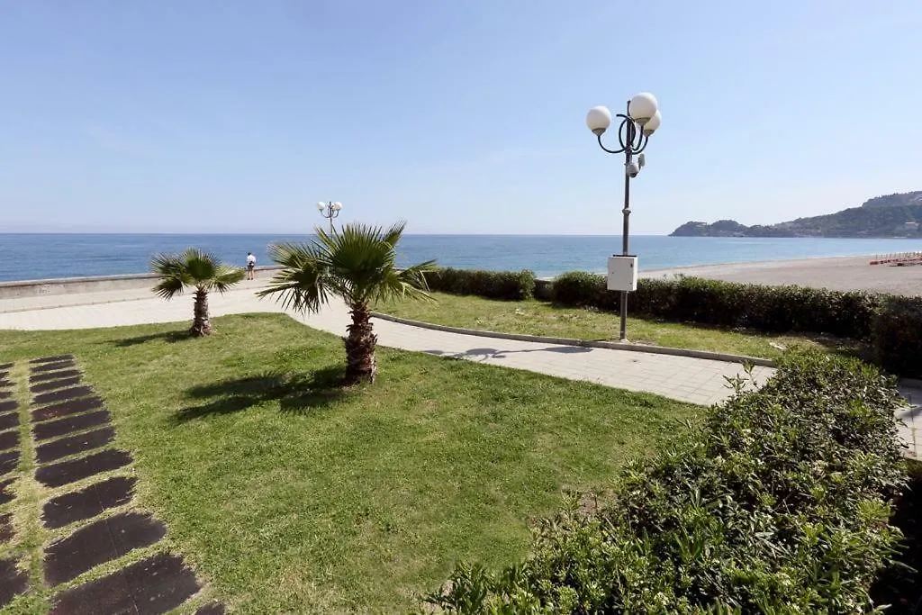 Appartamento Vicolo A Mare, Mazzeo